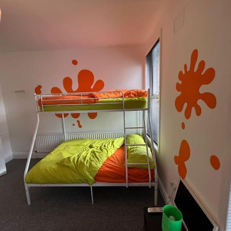 Nickelodeon House Great For Kids Villa Blackpool Buitenkant foto