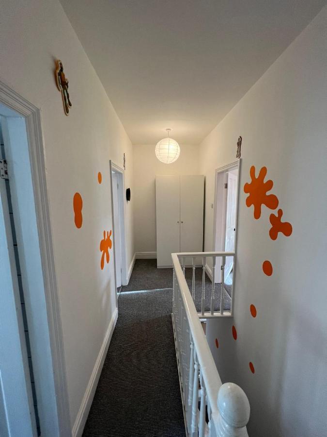 Nickelodeon House Great For Kids Villa Blackpool Buitenkant foto