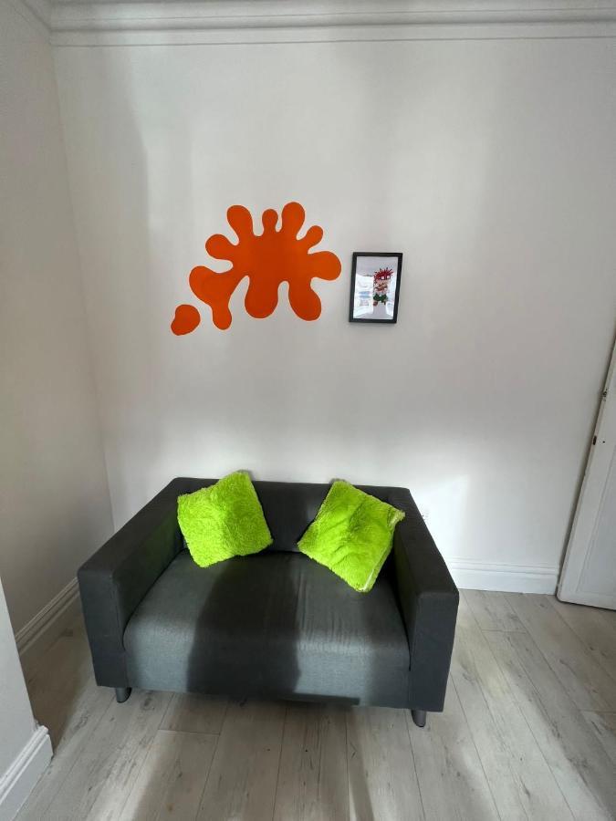 Nickelodeon House Great For Kids Villa Blackpool Buitenkant foto
