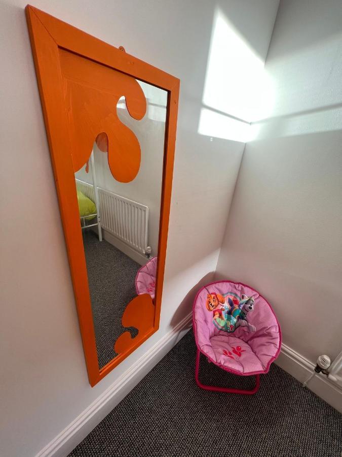 Nickelodeon House Great For Kids Villa Blackpool Buitenkant foto